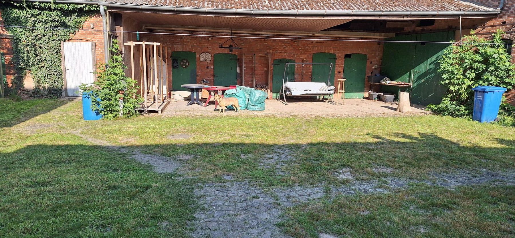 Predaj domu 245 m², pozemek 13.700 m², Wittingen, Dolné Sasko Predaj domu 245 m², pozemek 13.700 m², Wittingen, Dolné Sasko