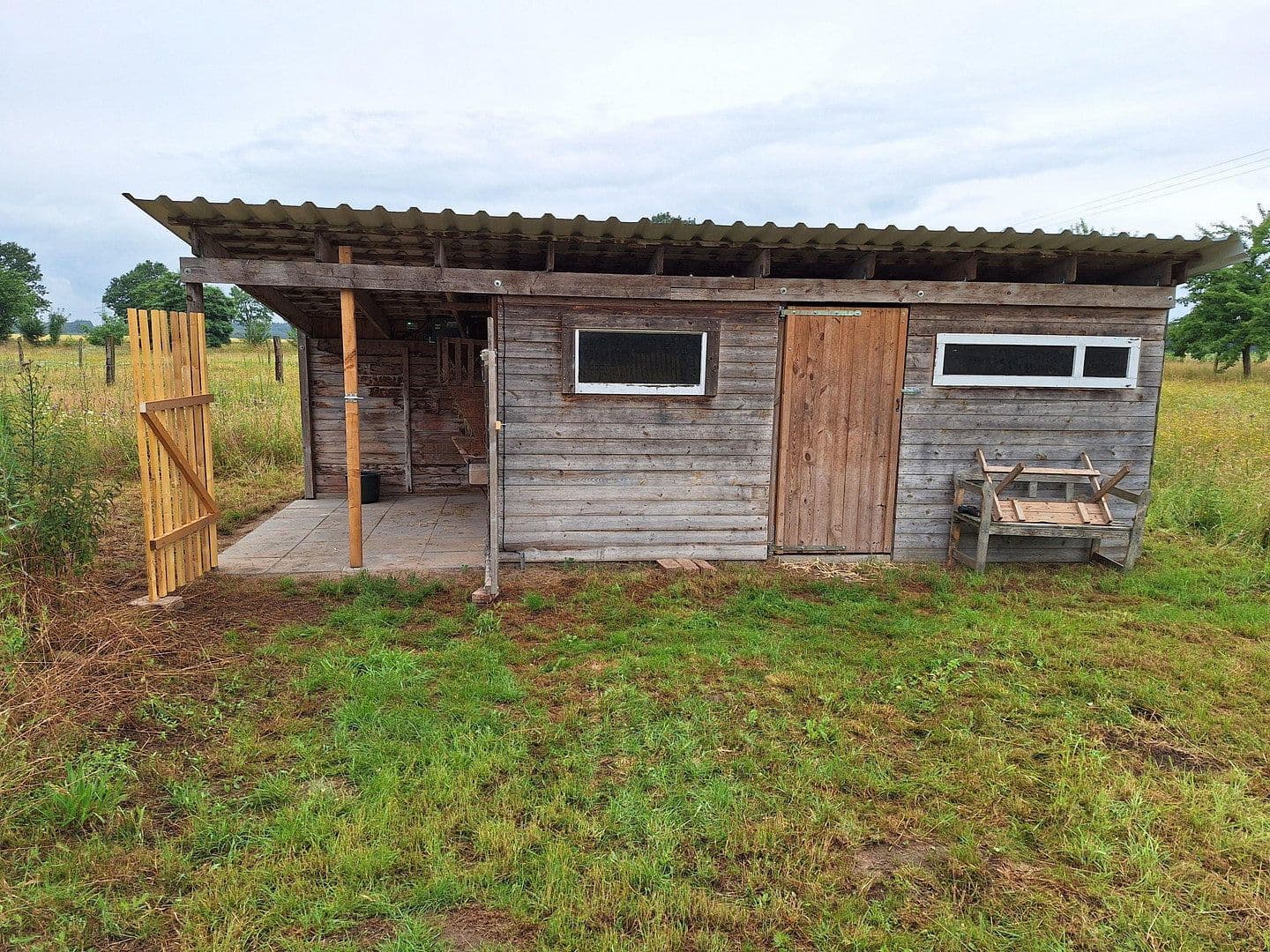 Predaj domu 245 m², pozemek 13.700 m², Wittingen, Dolné Sasko Predaj domu 245 m², pozemek 13.700 m², Wittingen, Dolné Sasko