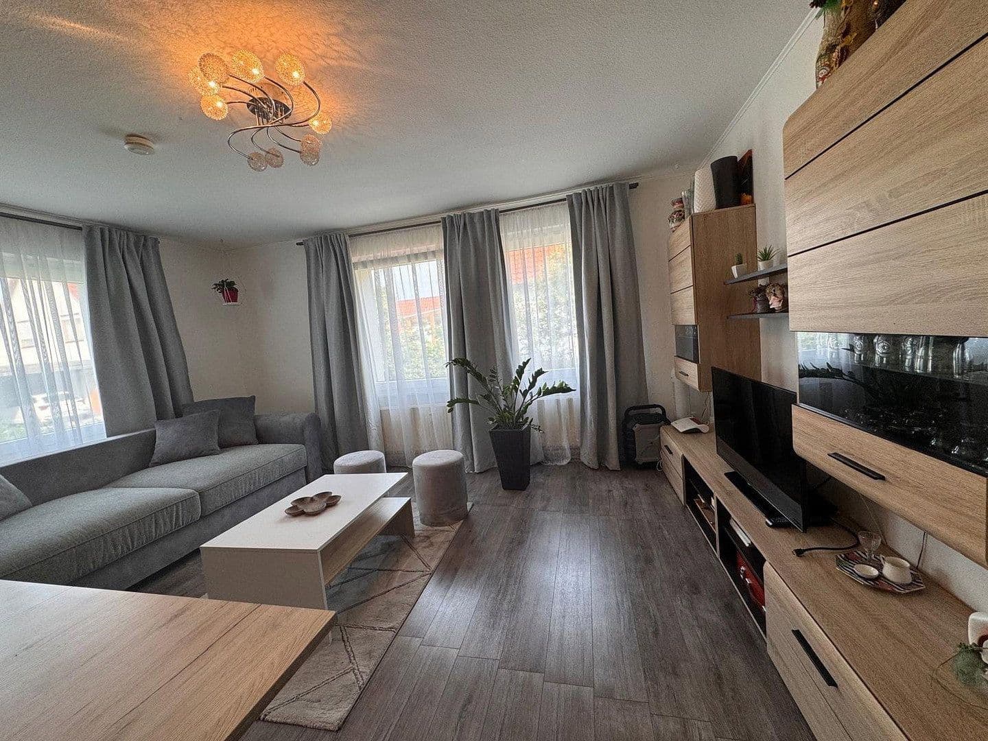 Predaj domu 200 m², pozemek 913 m², Gifhorn, Dolné Sasko Predaj domu 200 m², pozemek 913 m², Gifhorn, Dolné Sasko