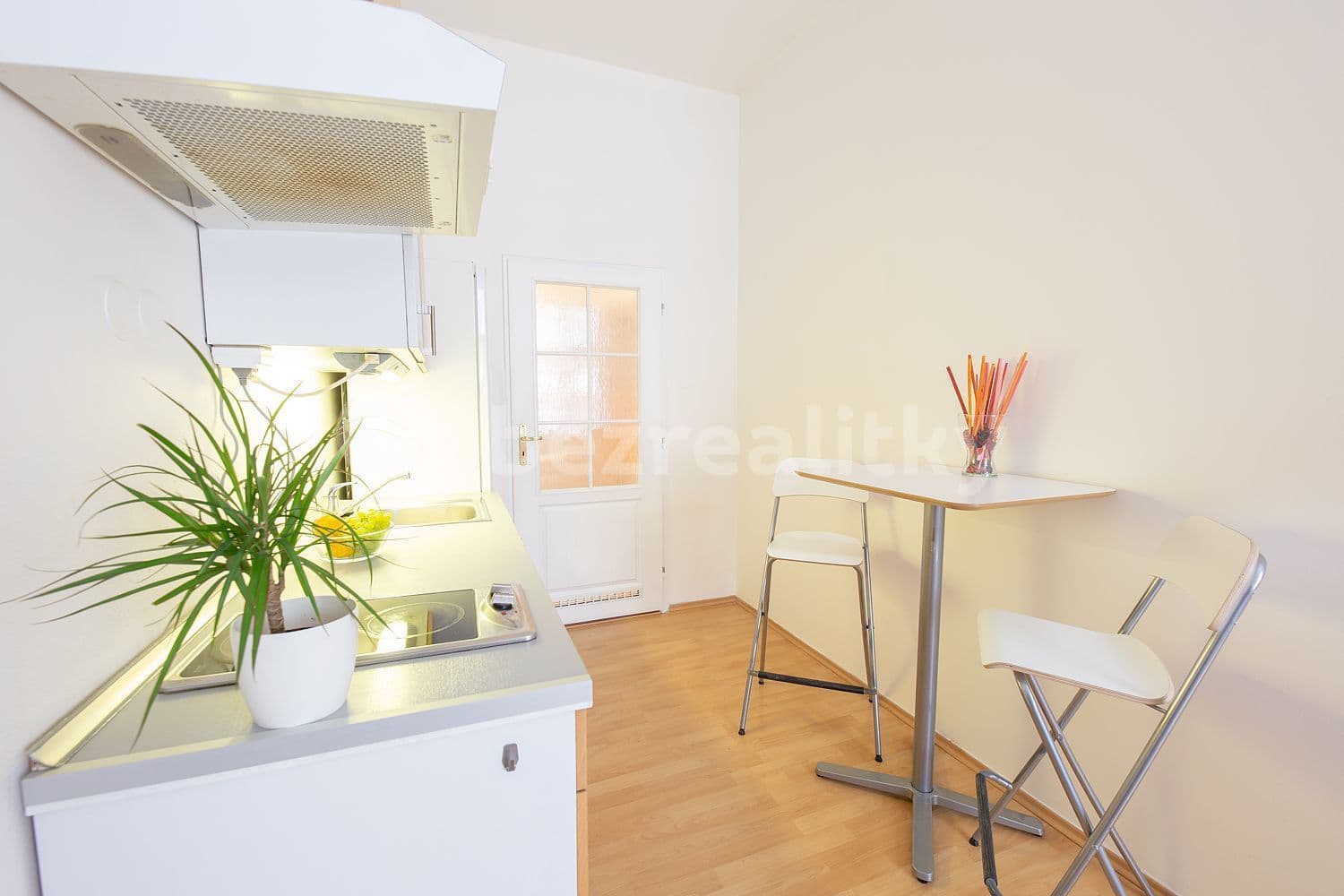 Prenájom bytu 1-izbový 27 m², Klimentská, Praha, Praha Prenájom bytu 1-izbový 27 m², Klimentská, Praha, Praha