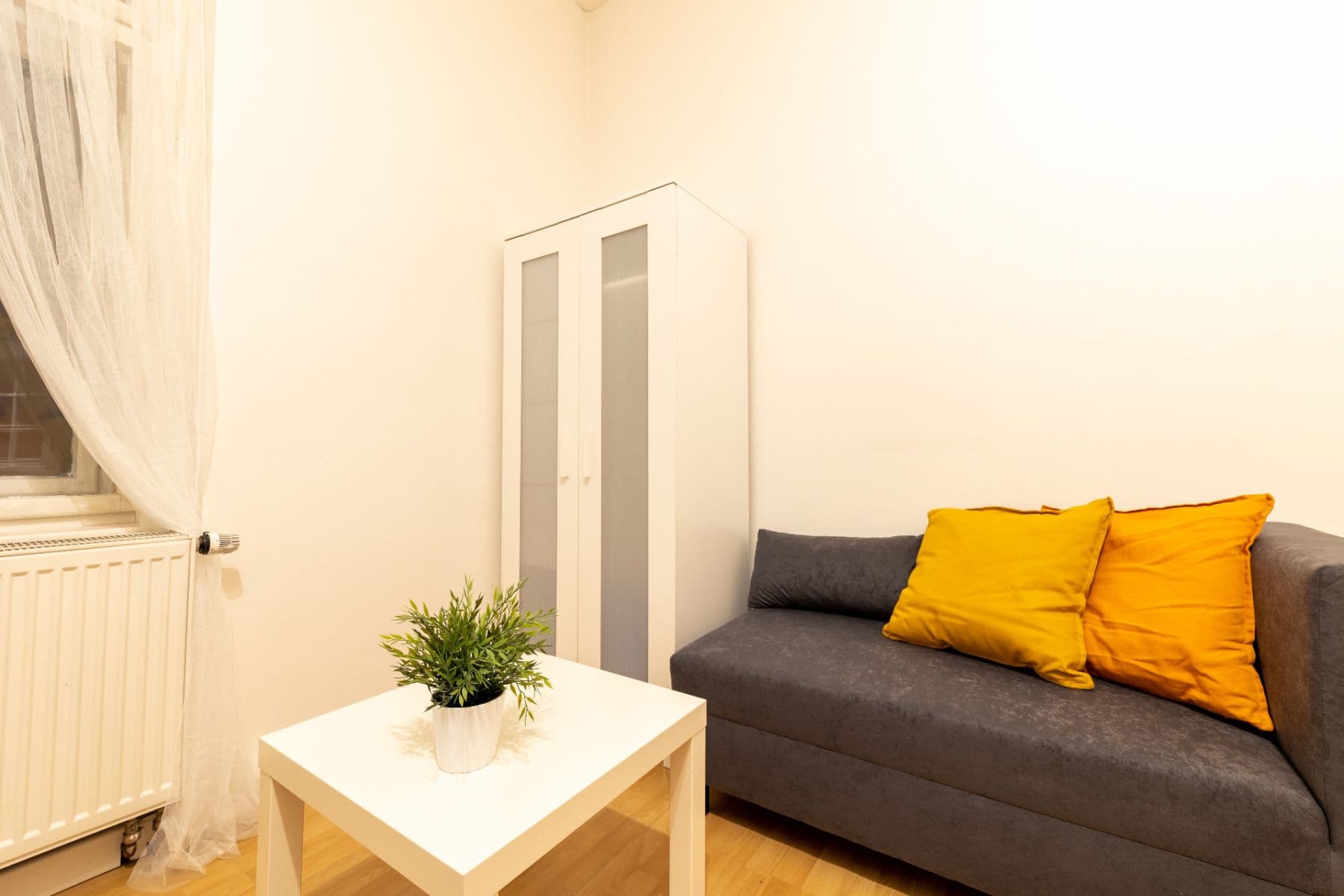 Prenájom bytu 1-izbový 27 m², Klimentská, Praha, Praha Prenájom bytu 1-izbový 27 m², Klimentská, Praha, Praha