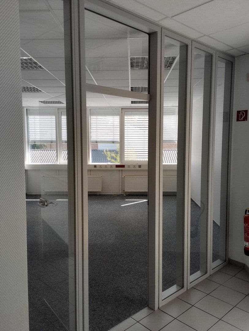 Prenájom kancelárie 844 m², Flensburg, Šlezvicko-Holštajnsko Prenájom kancelárie 844 m², Flensburg, Šlezvicko-Holštajnsko