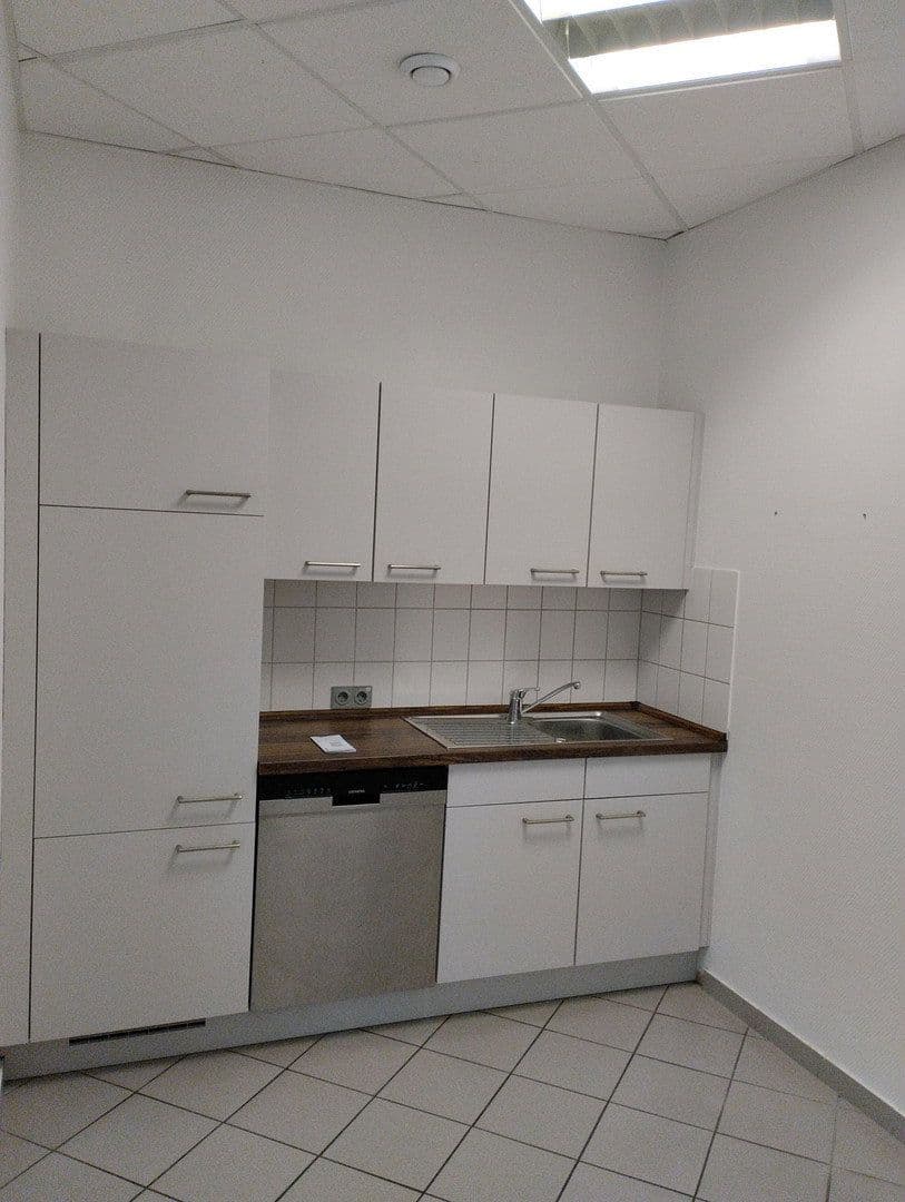 Prenájom kancelárie 844 m², Flensburg, Šlezvicko-Holštajnsko Prenájom kancelárie 844 m², Flensburg, Šlezvicko-Holštajnsko