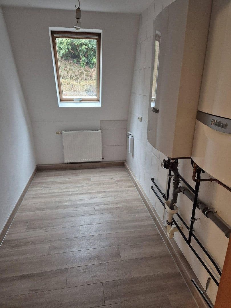 Prenájom bytu 3-izbový 98 m², Bahnhofstrasse 03, Schwarzenberg/Erzgebirge, Sasko Prenájom bytu 3-izbový 98 m², Bahnhofstrasse 03, Schwarzenberg/Erzgebirge, Sasko