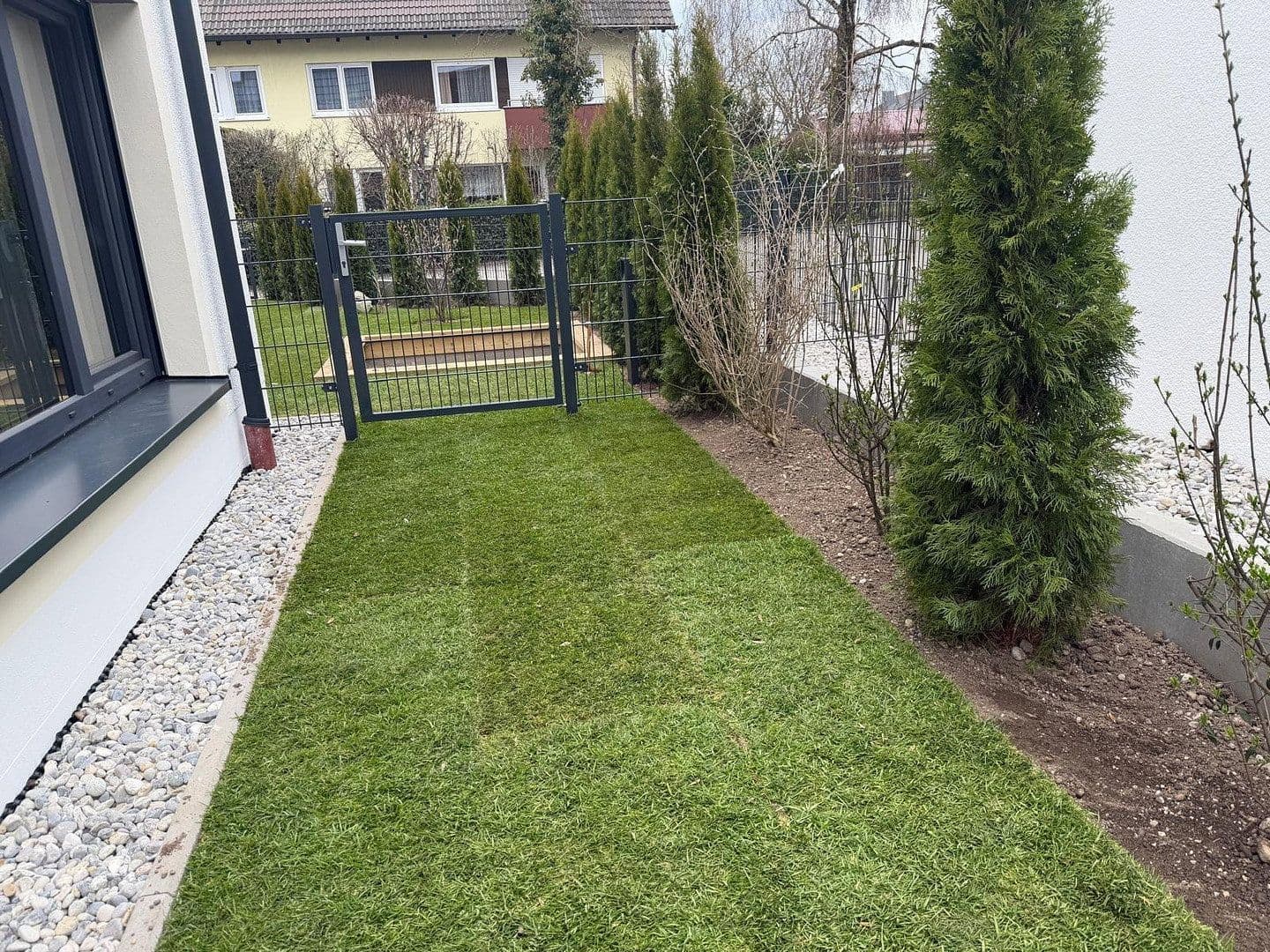 Prenájom bytu 3-izbový 98 m², Dorfstraße 11b, Germering, Bavorsko Prenájom bytu 3-izbový 98 m², Dorfstraße 11b, Germering, Bavorsko