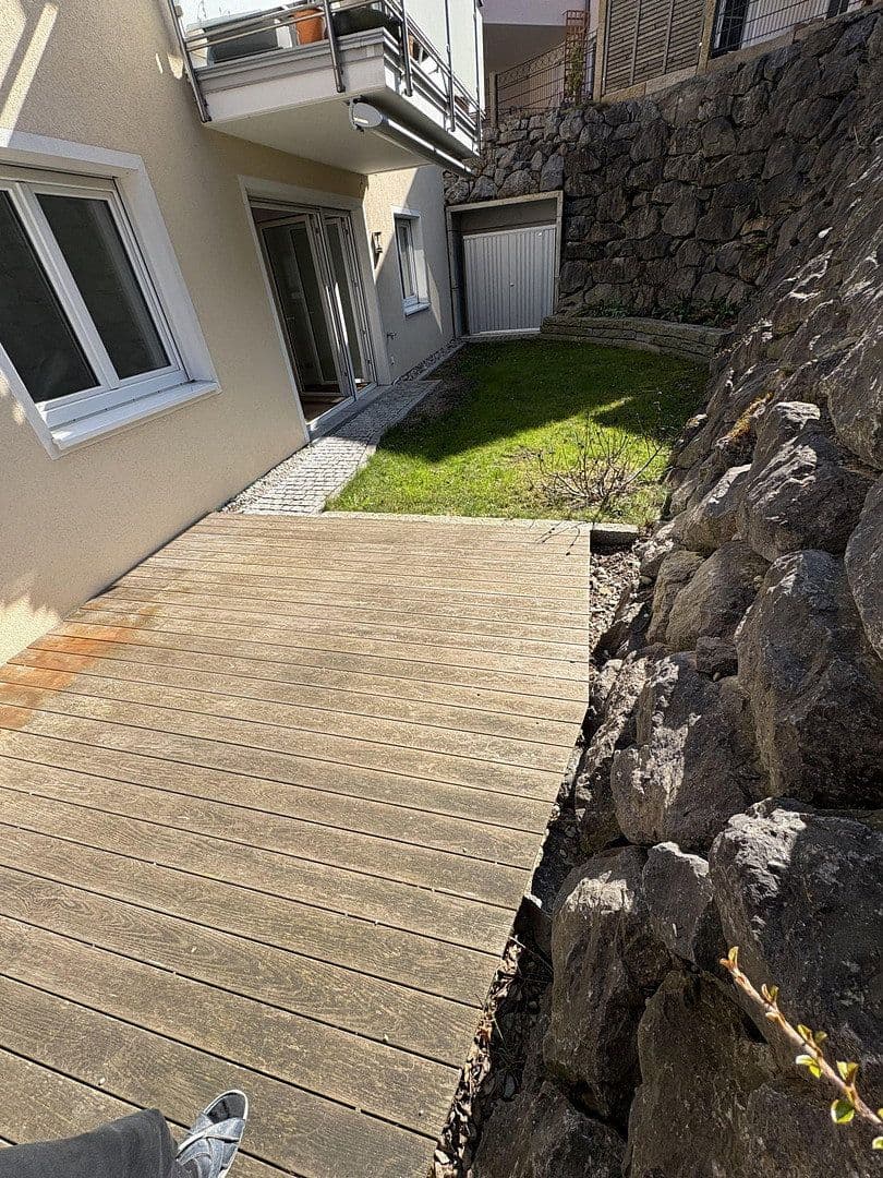 Prenájom bytu 3-izbový 124 m², Hanfelder Str. 7a, Gauting OT-Oberbrunn, Bavorsko Prenájom bytu 3-izbový 124 m², Hanfelder Str. 7a, Gauting OT-Oberbrunn, Bavorsko