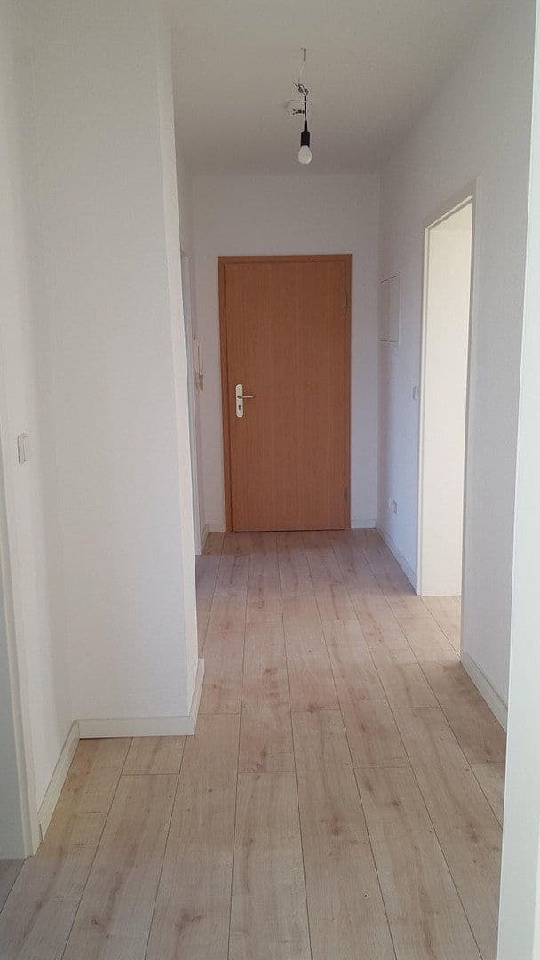 Prenájom bytu 3-izbový 65 m², Magdeburg, Sasko-Anhaltsko Prenájom bytu 3-izbový 65 m², Magdeburg, Sasko-Anhaltsko