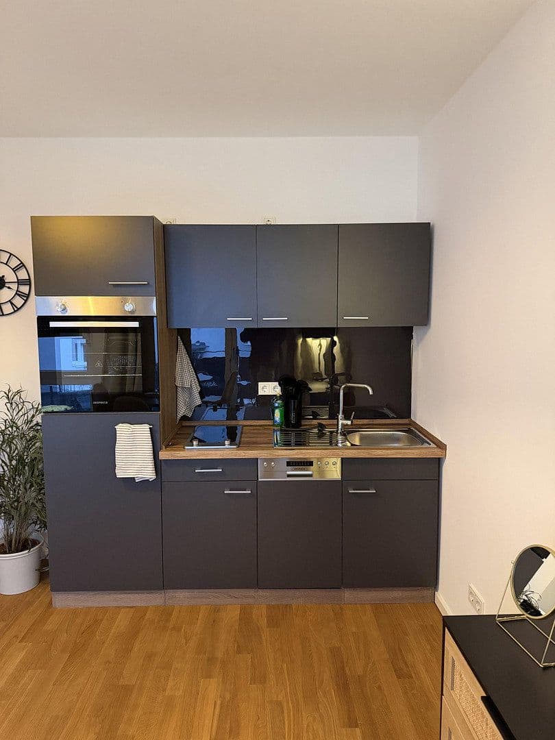 Prenájom bytu 1-izbový 29 m², Pankstr 89, Berlin, Berlín Prenájom bytu 1-izbový 29 m², Pankstr 89, Berlin, Berlín