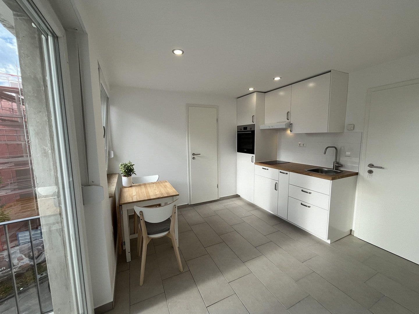 Prenájom bytu 2-izbový 28 m², Stuttgarter Str.18, Stuttgart, Bádensko-Wurttembersko Prenájom bytu 2-izbový 28 m², Stuttgarter Str.18, Stuttgart, Bádensko-Wurttembersko