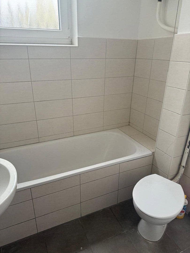 Prenájom bytu 3-izbový 65 m², Kistnerstraße 25, Bremerhaven, Brémy Prenájom bytu 3-izbový 65 m², Kistnerstraße 25, Bremerhaven, Brémy