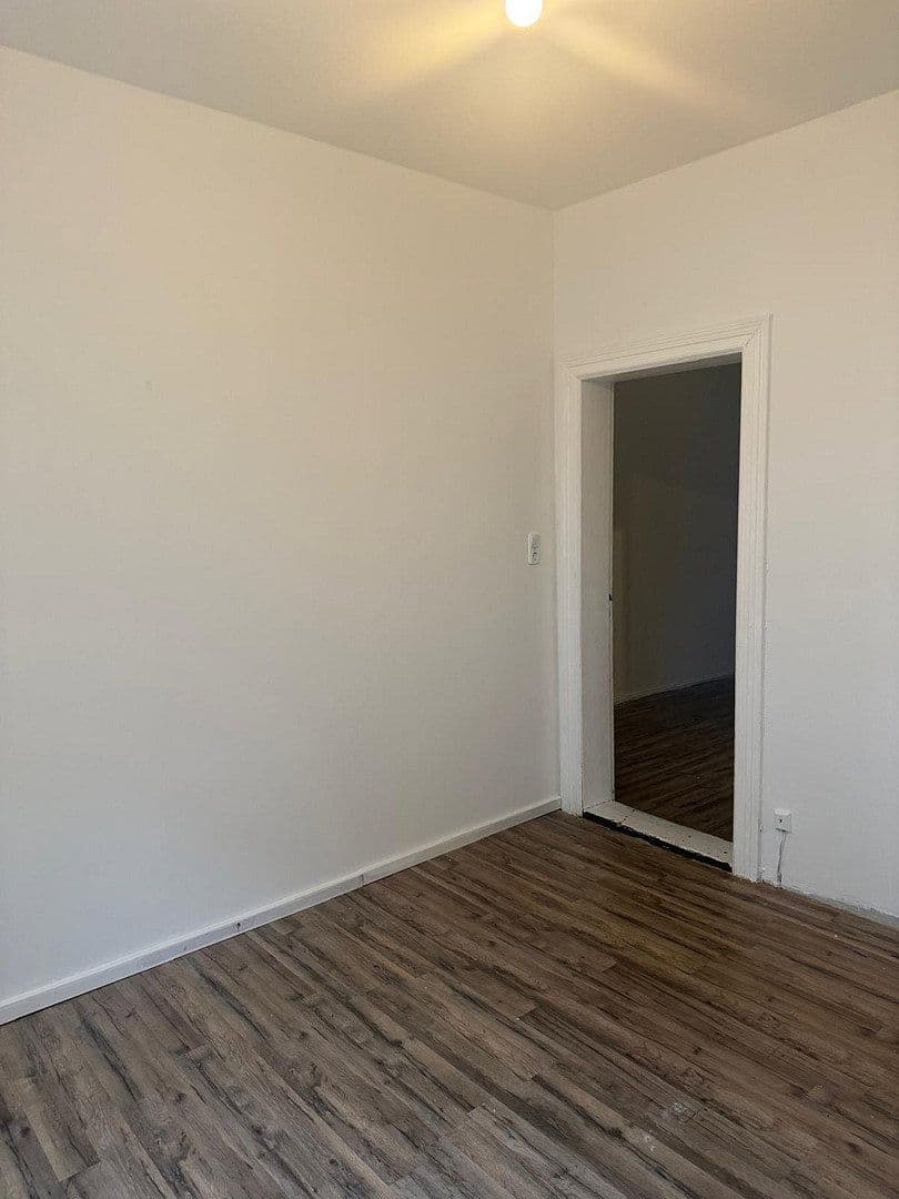 Prenájom bytu 3-izbový 65 m², Kistnerstraße 25, Bremerhaven, Brémy Prenájom bytu 3-izbový 65 m², Kistnerstraße 25, Bremerhaven, Brémy