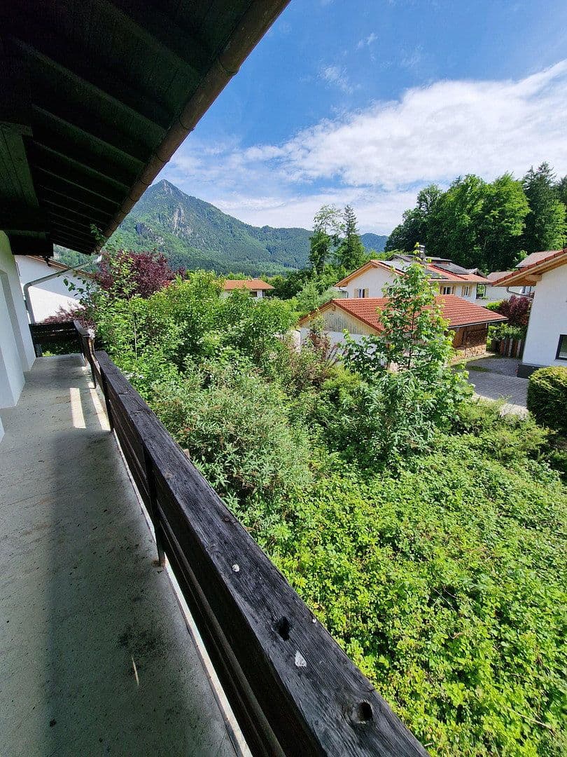 Predaj domu 175 m², pozemek 559 m², Niedernfelser Weg 5, Marquartstein, Bavorsko Predaj domu 175 m², pozemek 559 m², Niedernfelser Weg 5, Marquartstein, Bavorsko