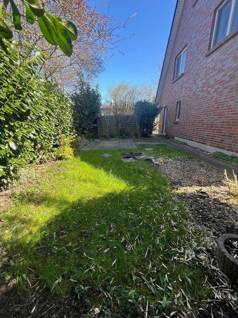 Predaj domu 150 m², pozemek 300 m², Neuendeicher Weg 107a, Tornesch, Šlezvicko-Holštajnsko Predaj domu 150 m², pozemek 300 m², Neuendeicher Weg 107a, Tornesch, Šlezvicko-Holštajnsko