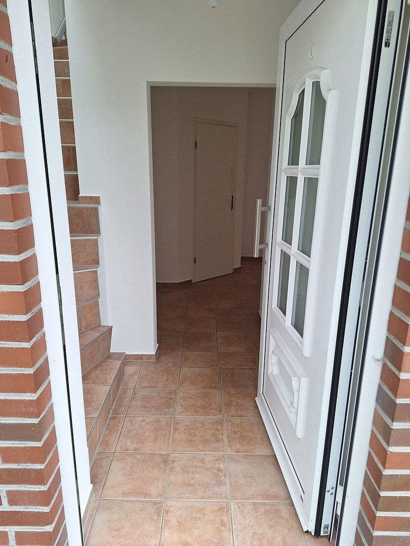 Predaj domu 150 m², pozemek 300 m², Neuendeicher Weg 107a, Tornesch, Šlezvicko-Holštajnsko Predaj domu 150 m², pozemek 300 m², Neuendeicher Weg 107a, Tornesch, Šlezvicko-Holštajnsko