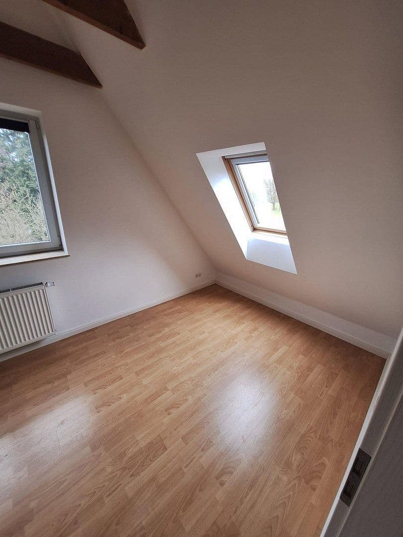 Predaj domu 150 m², pozemek 300 m², Neuendeicher Weg 107a, Tornesch, Šlezvicko-Holštajnsko Predaj domu 150 m², pozemek 300 m², Neuendeicher Weg 107a, Tornesch, Šlezvicko-Holštajnsko