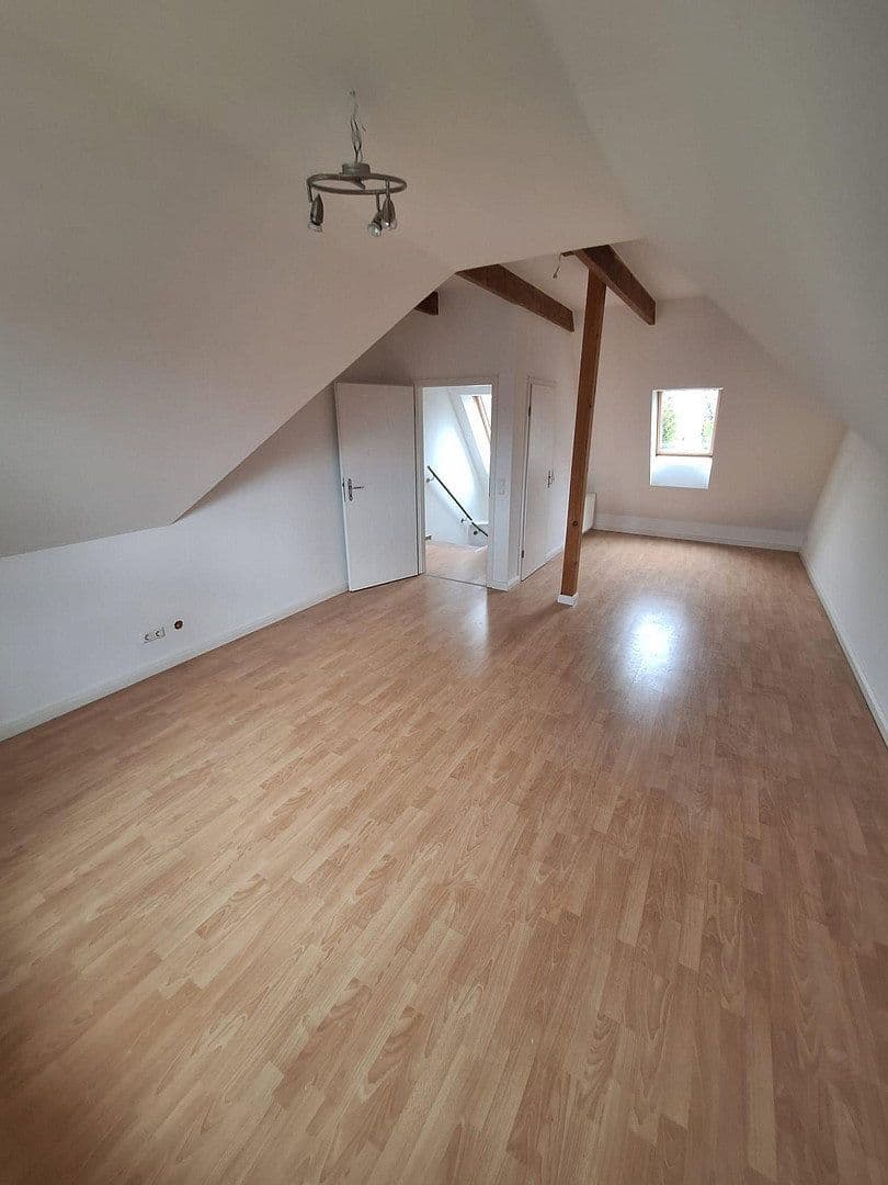 Predaj domu 150 m², pozemek 300 m², Neuendeicher Weg 107a, Tornesch, Šlezvicko-Holštajnsko Predaj domu 150 m², pozemek 300 m², Neuendeicher Weg 107a, Tornesch, Šlezvicko-Holštajnsko