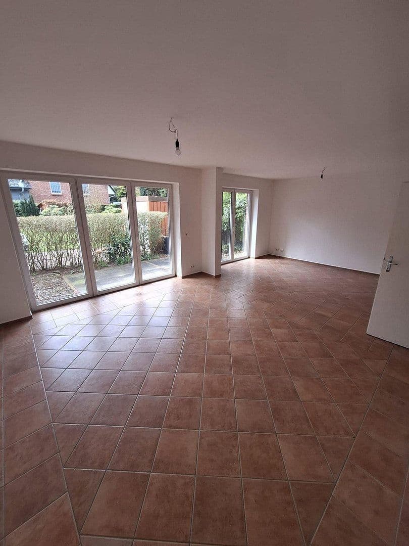 Predaj domu 150 m², pozemek 300 m², Neuendeicher Weg 107a, Tornesch, Šlezvicko-Holštajnsko Predaj domu 150 m², pozemek 300 m², Neuendeicher Weg 107a, Tornesch, Šlezvicko-Holštajnsko