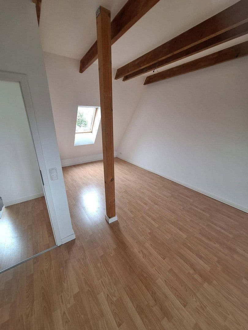 Predaj domu 150 m², pozemek 300 m², Neuendeicher Weg 107a, Tornesch, Šlezvicko-Holštajnsko Predaj domu 150 m², pozemek 300 m², Neuendeicher Weg 107a, Tornesch, Šlezvicko-Holštajnsko