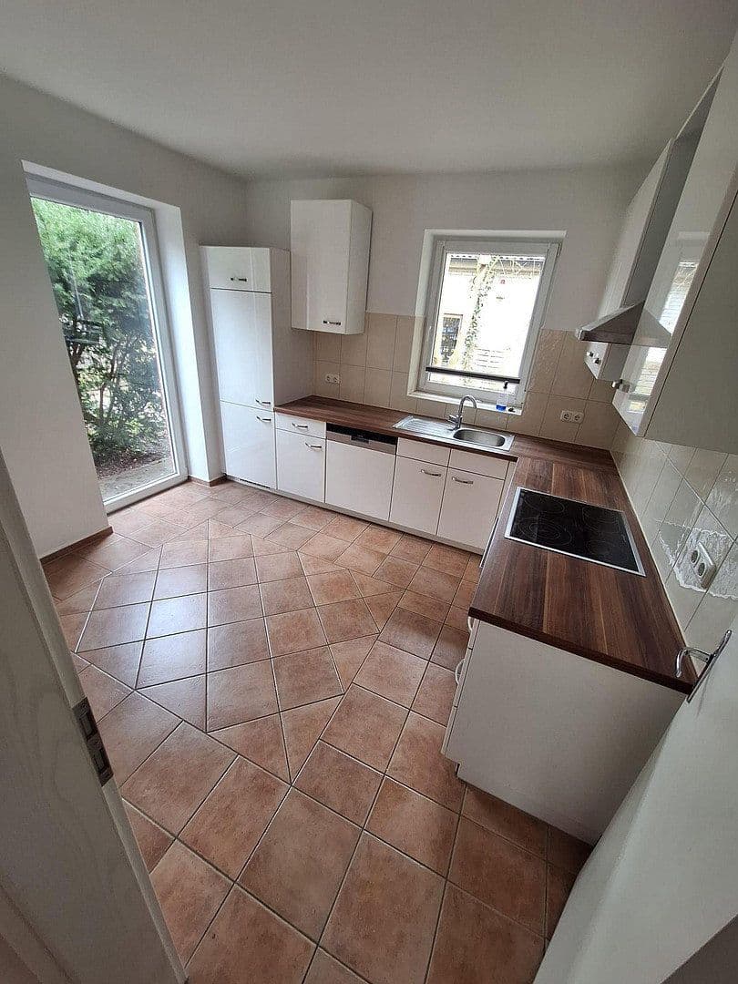 Predaj domu 150 m², pozemek 300 m², Neuendeicher Weg 107a, Tornesch, Šlezvicko-Holštajnsko Predaj domu 150 m², pozemek 300 m², Neuendeicher Weg 107a, Tornesch, Šlezvicko-Holštajnsko