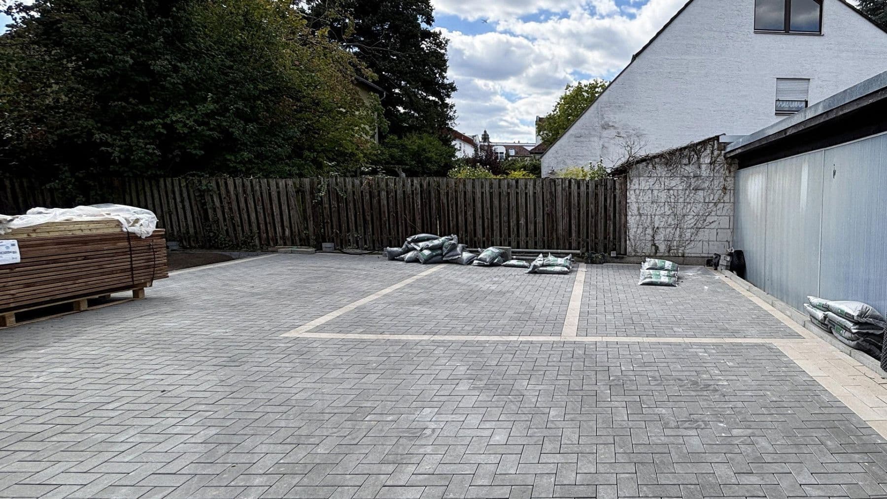 Prenájom bytu 3-izbový 104 m², Offenbach am Main, Hesensko Prenájom bytu 3-izbový 104 m², Offenbach am Main, Hesensko