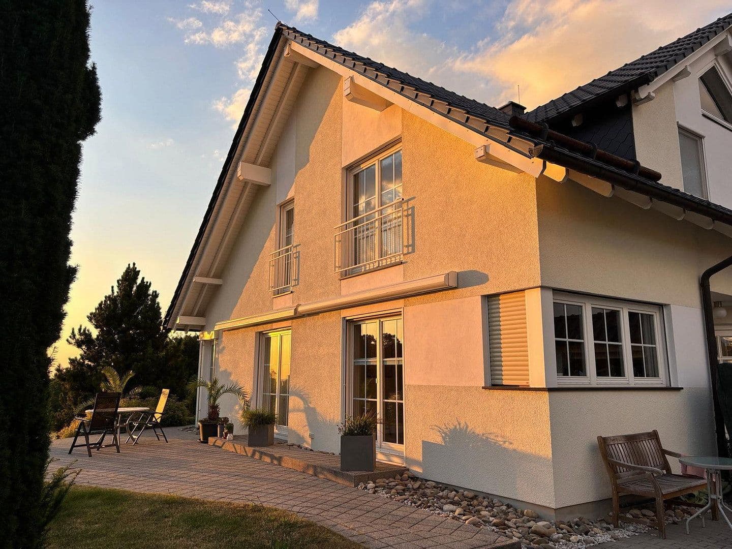 Predaj domu 220 m², pozemek 1.150 m², Chemnitz, Sasko Predaj domu 220 m², pozemek 1.150 m², Chemnitz, Sasko