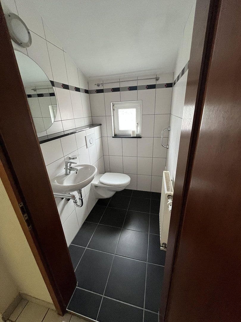 Predaj domu 175 m², pozemek 1.300 m², Am Kleeweiher 5, Dreieich, Hesensko Predaj domu 175 m², pozemek 1.300 m², Am Kleeweiher 5, Dreieich, Hesensko