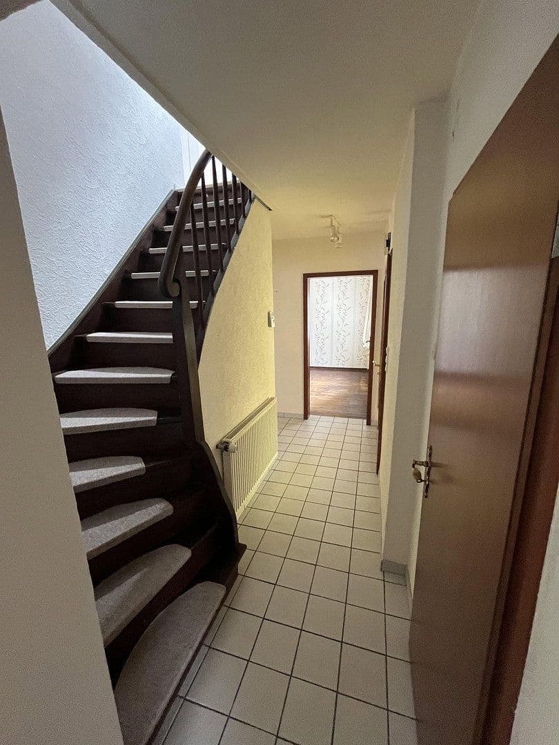 Predaj domu 175 m², pozemek 1.300 m², Am Kleeweiher 5, Dreieich, Hesensko Predaj domu 175 m², pozemek 1.300 m², Am Kleeweiher 5, Dreieich, Hesensko