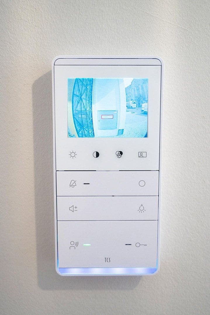 Prenájom bytu 1-izbový 38 m², Berlin, Berlín Prenájom bytu 1-izbový 38 m², Berlin, Berlín