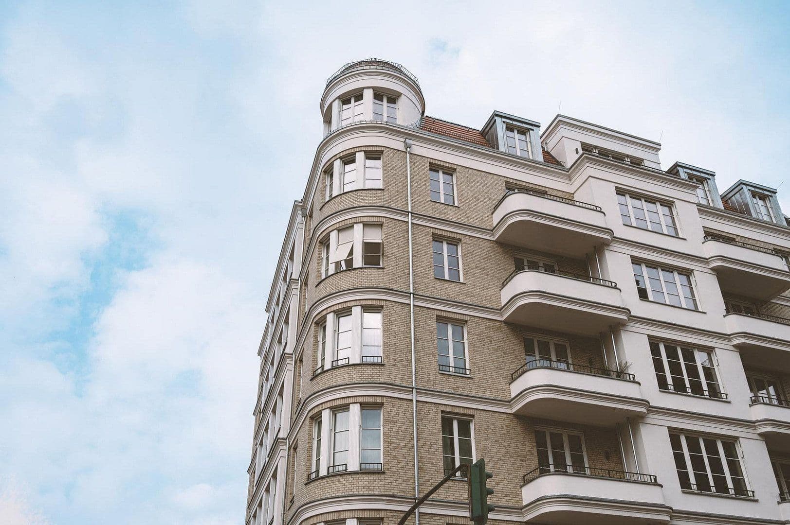 Prenájom bytu 1-izbový 38 m², Berlin, Berlín Prenájom bytu 1-izbový 38 m², Berlin, Berlín