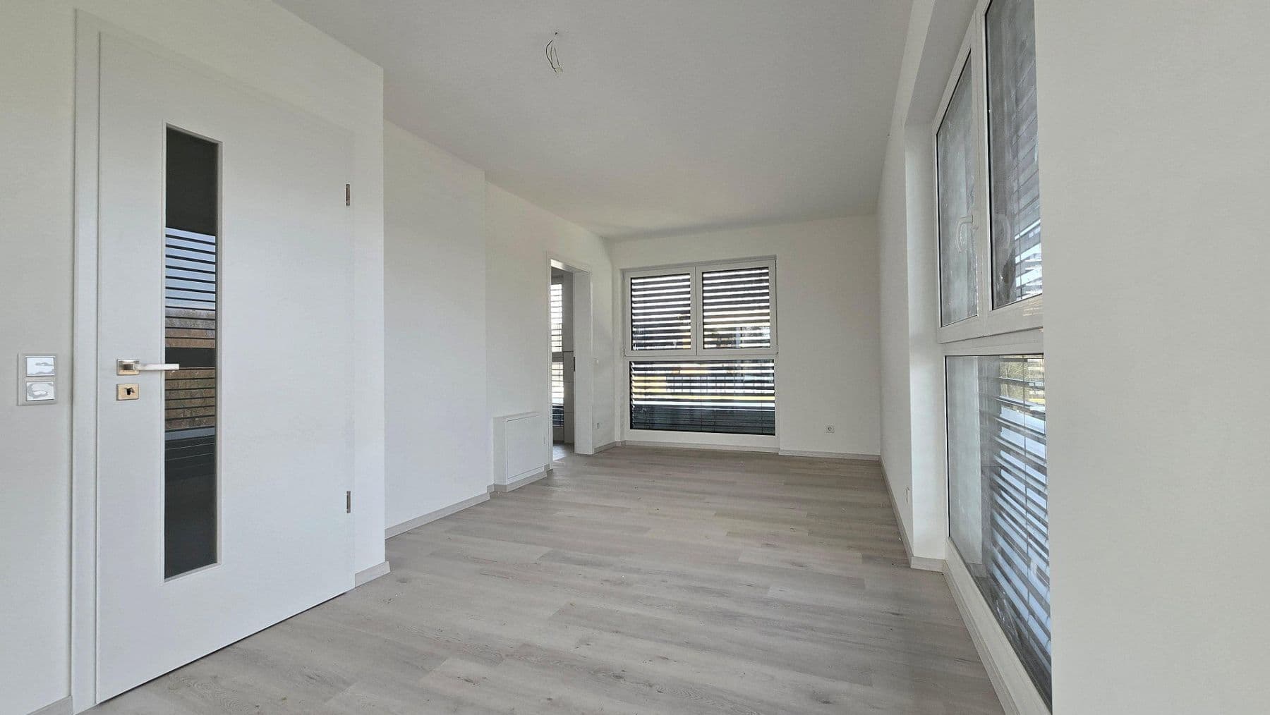 Prenájom domu 152 m², pozemek 100 m², Bornheim, Severné Porýnie - Westfálsko Prenájom domu 152 m², pozemek 100 m², Bornheim, Severné Porýnie - Westfálsko