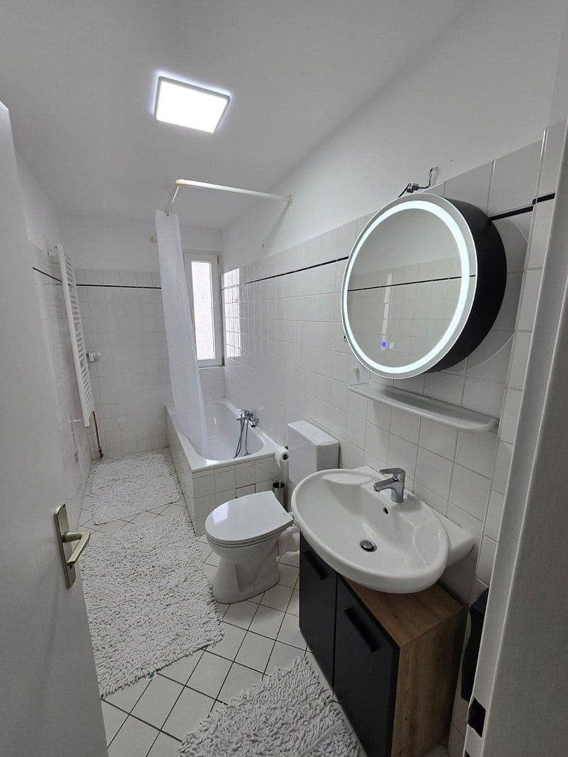 Prenájom bytu 3-izbový 73 m², Feldbergstraße 9, Frankfurt am Main, Hesensko Prenájom bytu 3-izbový 73 m², Feldbergstraße 9, Frankfurt am Main, Hesensko