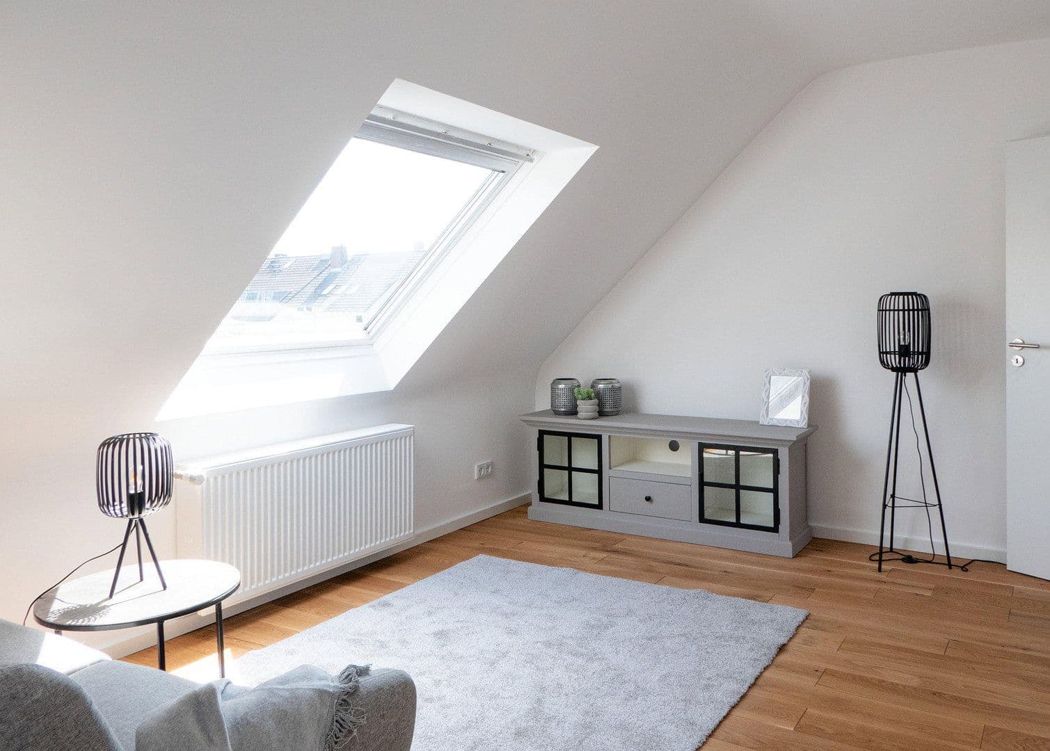 Prenájom bytu 3-izbový 50 m², Bruchwiesenstr. 6, Darmstadt, Hesensko Prenájom bytu 3-izbový 50 m², Bruchwiesenstr. 6, Darmstadt, Hesensko