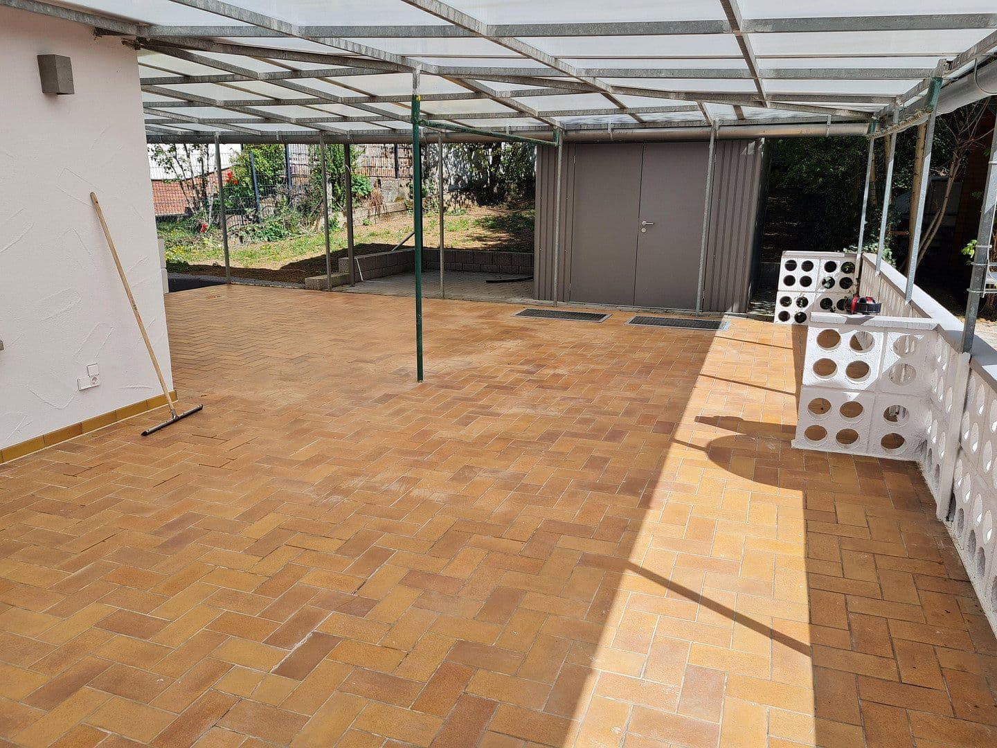 Prenájom domu 180 m², pozemek 500 m², Gelnhausen, Hesensko Prenájom domu 180 m², pozemek 500 m², Gelnhausen, Hesensko