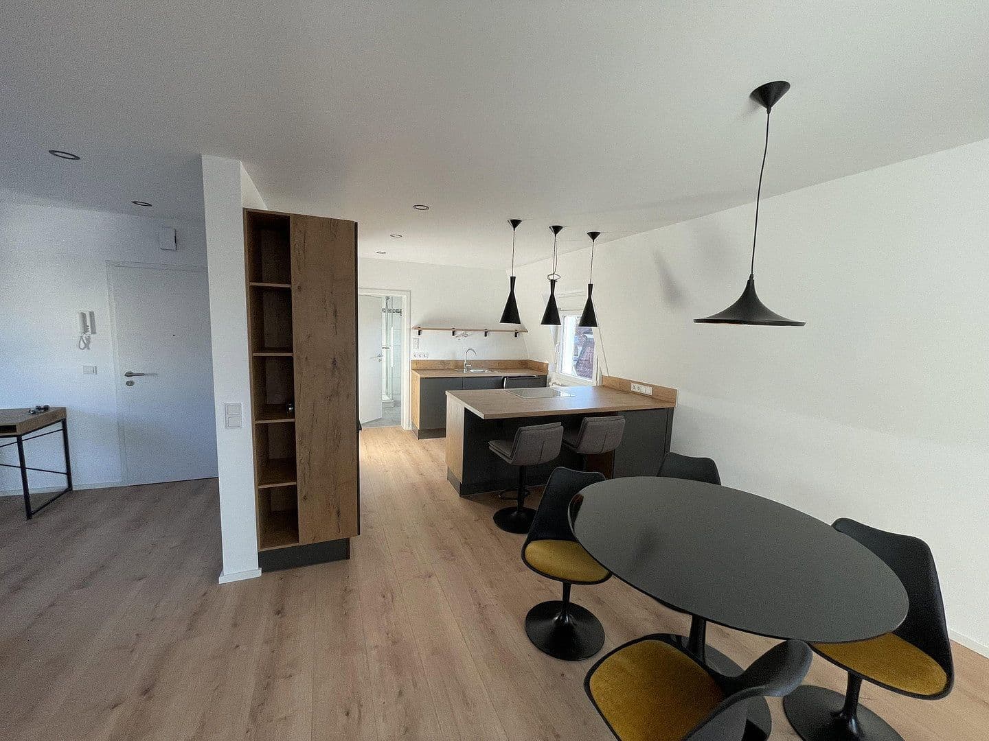 Prenájom bytu 2-izbový 70 m², Messeler Straße 10, Arheilgen, Hesensko Prenájom bytu 2-izbový 70 m², Messeler Straße 10, Arheilgen, Hesensko