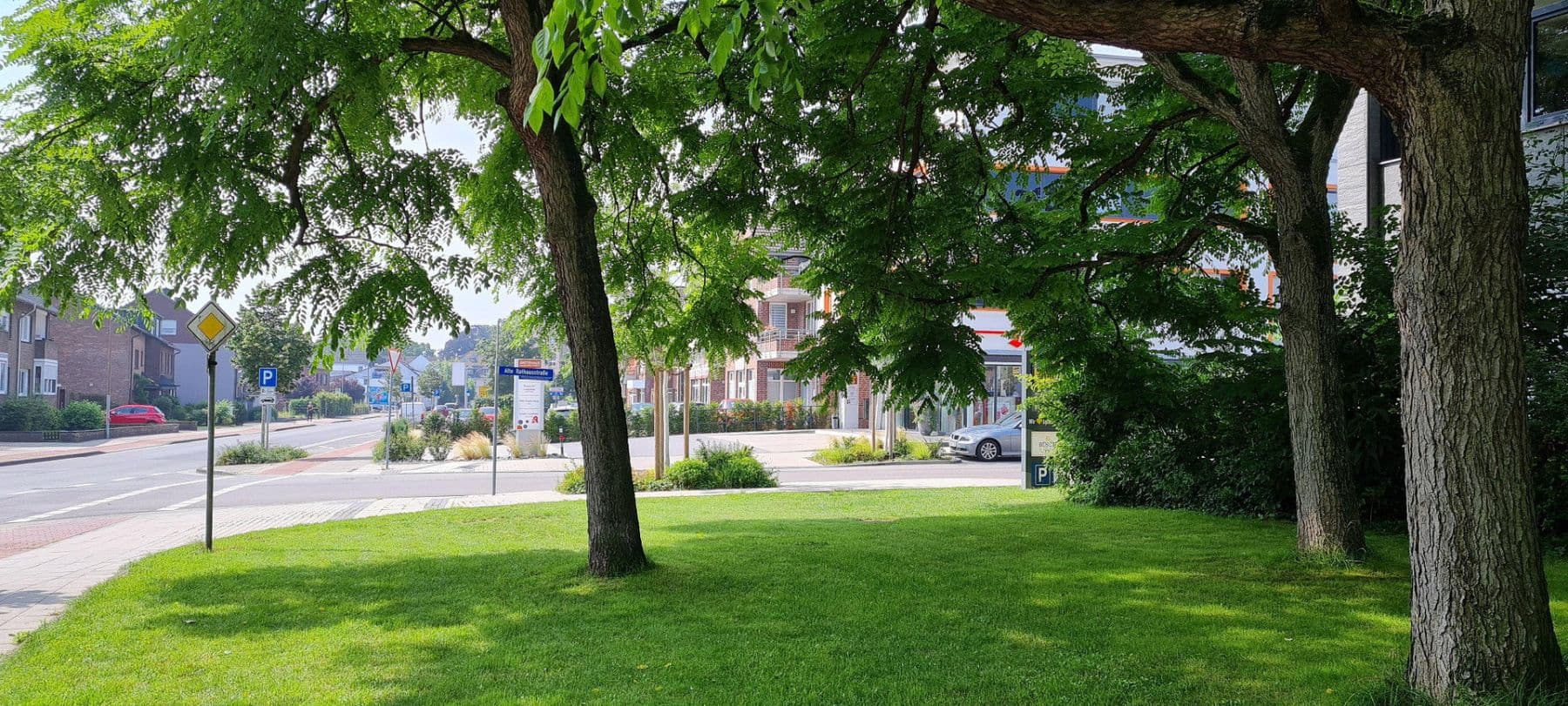 Predaj domu 455 m², pozemek 325 m², Andreas-Bräm-Straße 19, Neukirchen-Vluyn, Severné Porýnie - Westfálsko Predaj domu 455 m², pozemek 325 m², Andreas-Bräm-Straße 19, Neukirchen-Vluyn, Severné Porýnie - Westfálsko