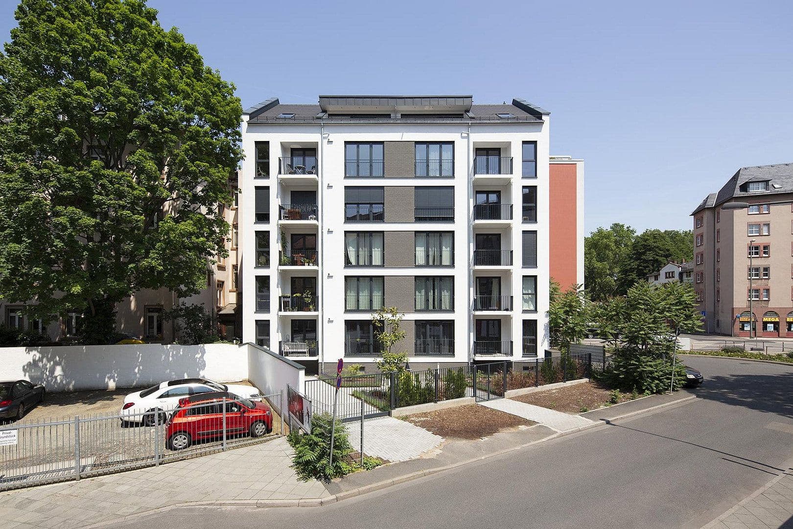 Prenájom bytu 2-izbový 61 m², Seilerstraße 7, Frankfurt am Main, Hesensko Prenájom bytu 2-izbový 61 m², Seilerstraße 7, Frankfurt am Main, Hesensko