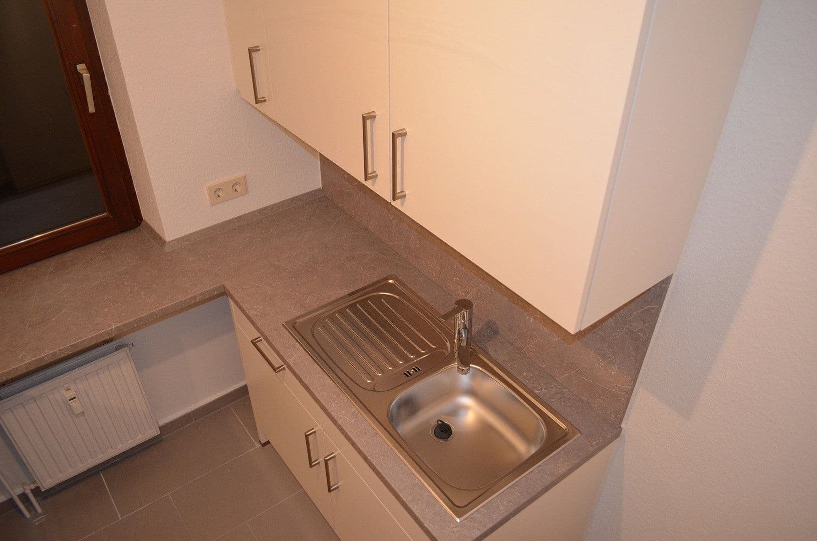 Prenájom bytu 2-izbový 75 m², Hamburg, Hamburg Prenájom bytu 2-izbový 75 m², Hamburg, Hamburg