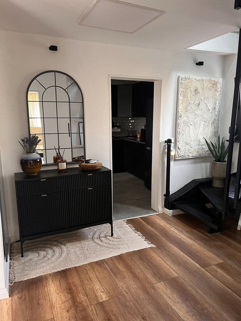 Prenájom domu 100 m², pozemek 160 m², Bödingerstr 27, Köln, Severné Porýnie - Westfálsko Prenájom domu 100 m², pozemek 160 m², Bödingerstr 27, Köln, Severné Porýnie - Westfálsko