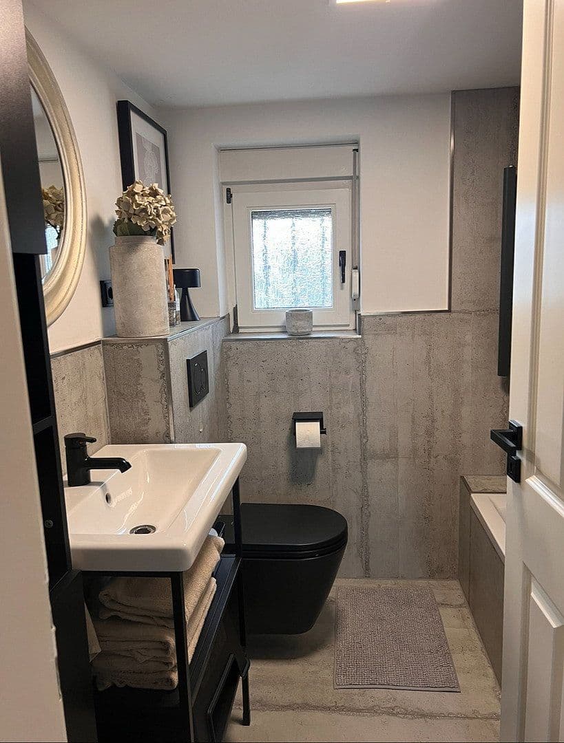 Prenájom domu 100 m², pozemek 160 m², Bödingerstr 27, Köln, Severné Porýnie - Westfálsko Prenájom domu 100 m², pozemek 160 m², Bödingerstr 27, Köln, Severné Porýnie - Westfálsko