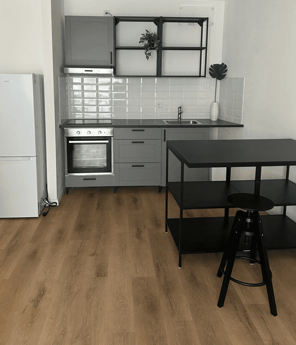 Prenájom bytu 1-izbový 42 m², Köln, Severné Porýnie - Westfálsko Prenájom bytu 1-izbový 42 m², Köln, Severné Porýnie - Westfálsko