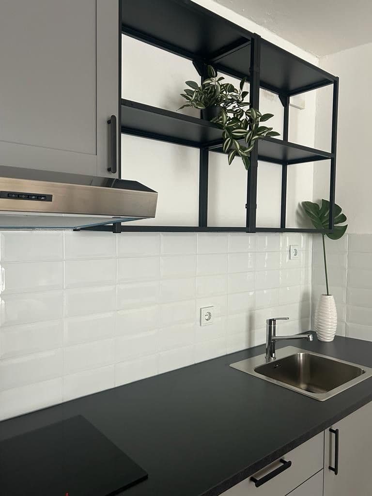 Prenájom bytu 1-izbový 42 m², Köln, Severné Porýnie - Westfálsko Prenájom bytu 1-izbový 42 m², Köln, Severné Porýnie - Westfálsko