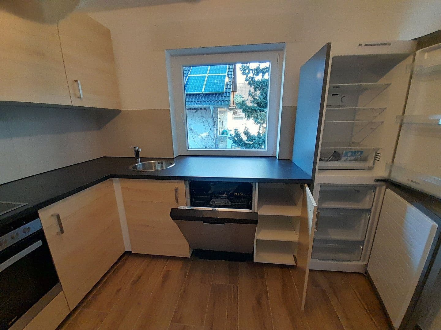 Prenájom bytu 3-izbový 76 m², Pfarrer-Dorn-Straße 25, Mainz, Porýnie-Falcko Prenájom bytu 3-izbový 76 m², Pfarrer-Dorn-Straße 25, Mainz, Porýnie-Falcko