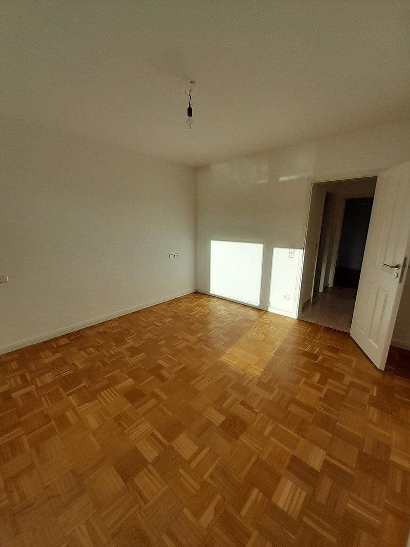 Prenájom bytu 3-izbový 76 m², Pfarrer-Dorn-Straße 25, Mainz, Porýnie-Falcko Prenájom bytu 3-izbový 76 m², Pfarrer-Dorn-Straße 25, Mainz, Porýnie-Falcko