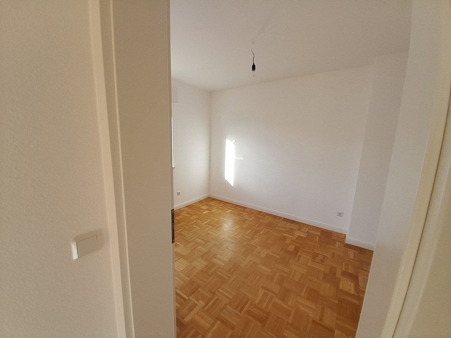 Prenájom bytu 3-izbový 76 m², Pfarrer-Dorn-Straße 25, Mainz, Porýnie-Falcko Prenájom bytu 3-izbový 76 m², Pfarrer-Dorn-Straße 25, Mainz, Porýnie-Falcko