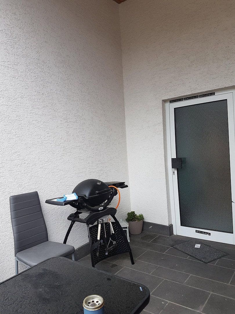 Prenájom bytu 3-izbový 75 m², Mendig, Porýnie-Falcko Prenájom bytu 3-izbový 75 m², Mendig, Porýnie-Falcko