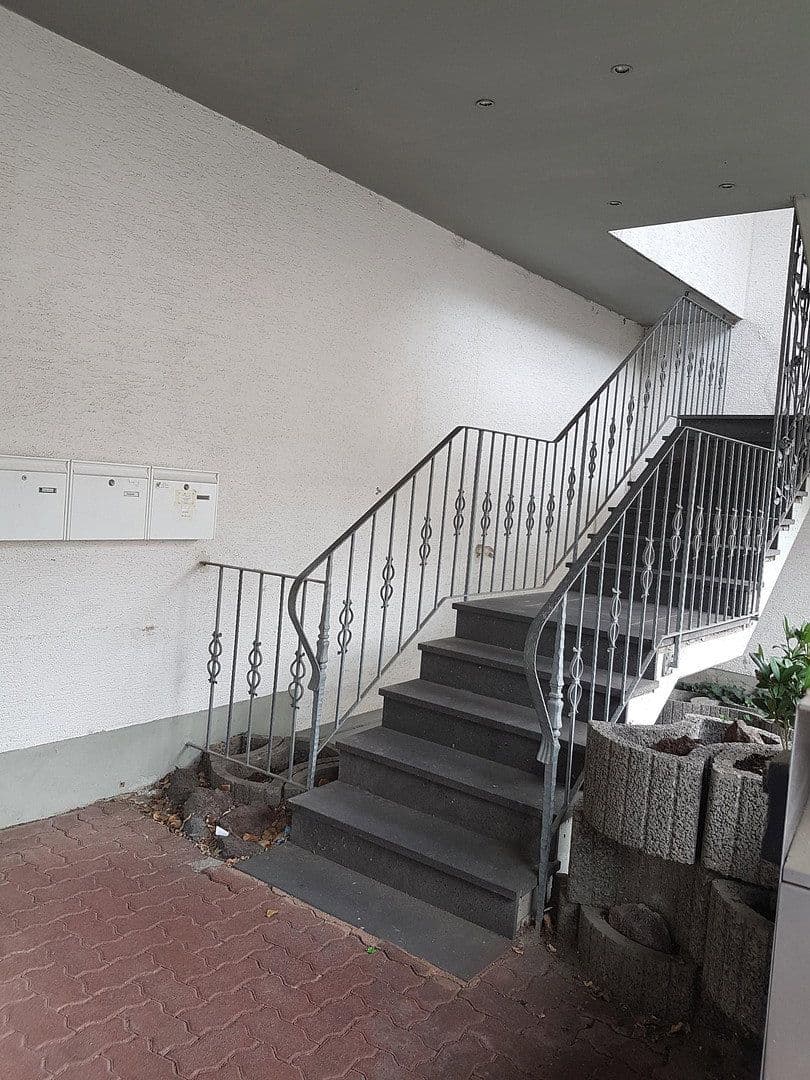 Prenájom bytu 3-izbový 75 m², Mendig, Porýnie-Falcko Prenájom bytu 3-izbový 75 m², Mendig, Porýnie-Falcko