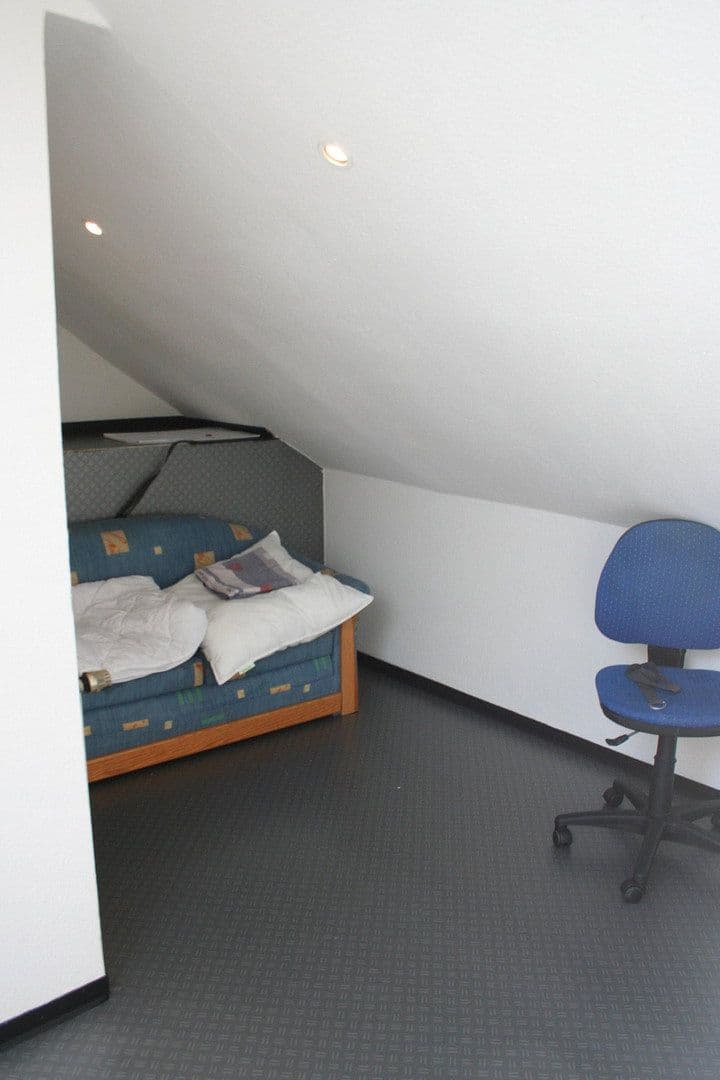 Prenájom bytu 3-izbový 75 m², Mendig, Porýnie-Falcko Prenájom bytu 3-izbový 75 m², Mendig, Porýnie-Falcko