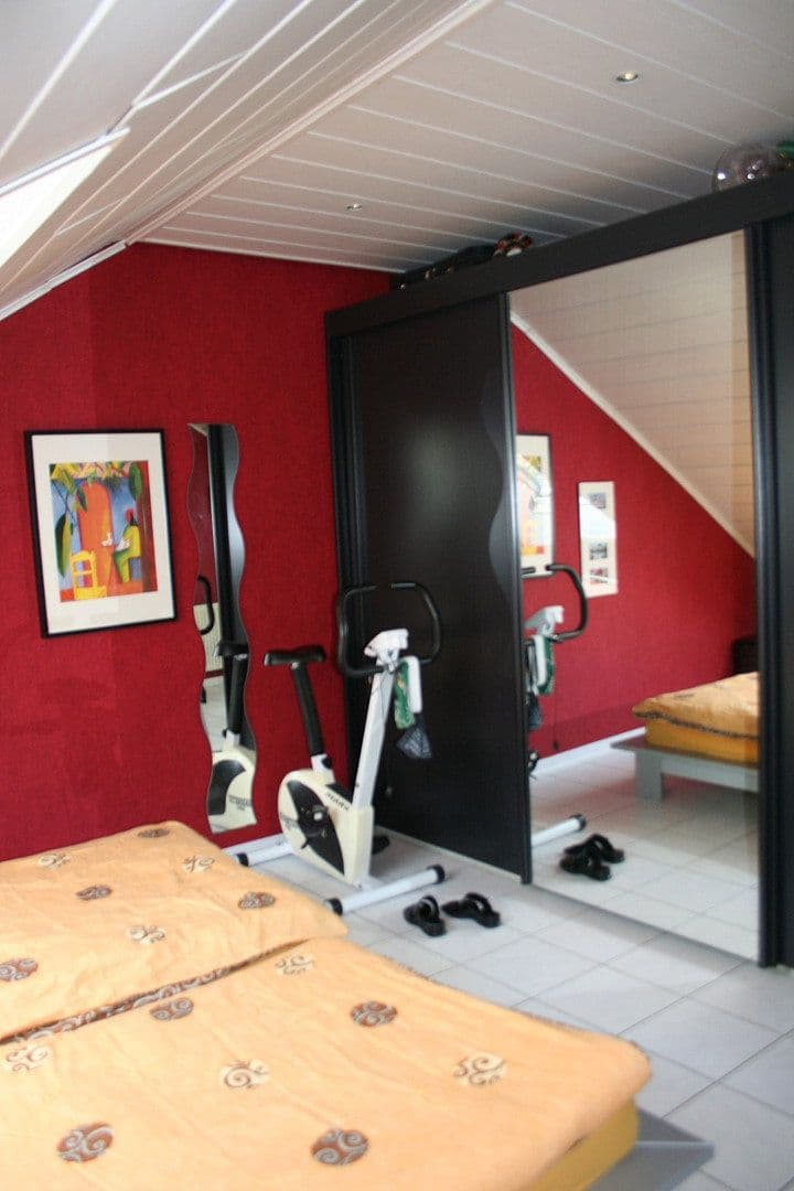 Prenájom bytu 3-izbový 75 m², Mendig, Porýnie-Falcko Prenájom bytu 3-izbový 75 m², Mendig, Porýnie-Falcko