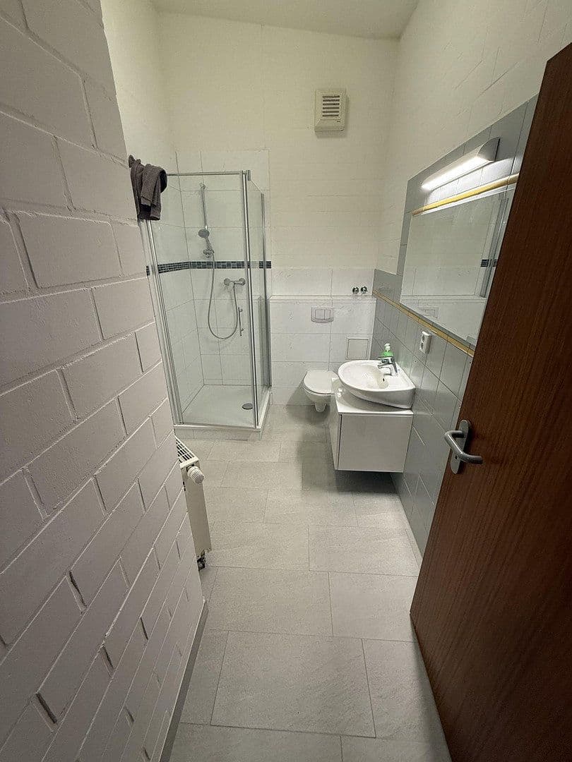 Prenájom bytu 3-izbový 78 m², Schwerin, Meklenbursko-Predpomoransko Prenájom bytu 3-izbový 78 m², Schwerin, Meklenbursko-Predpomoransko