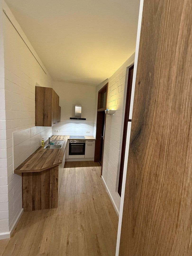 Prenájom bytu 3-izbový 78 m², Schwerin, Meklenbursko-Predpomoransko Prenájom bytu 3-izbový 78 m², Schwerin, Meklenbursko-Predpomoransko